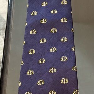 Brooks Brothers country club signature tie